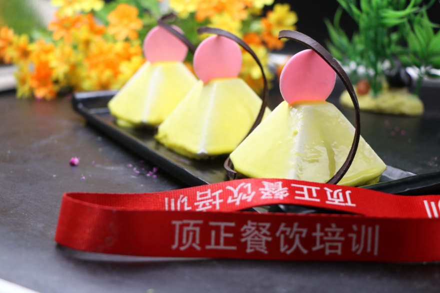成都镜面蛋糕培训